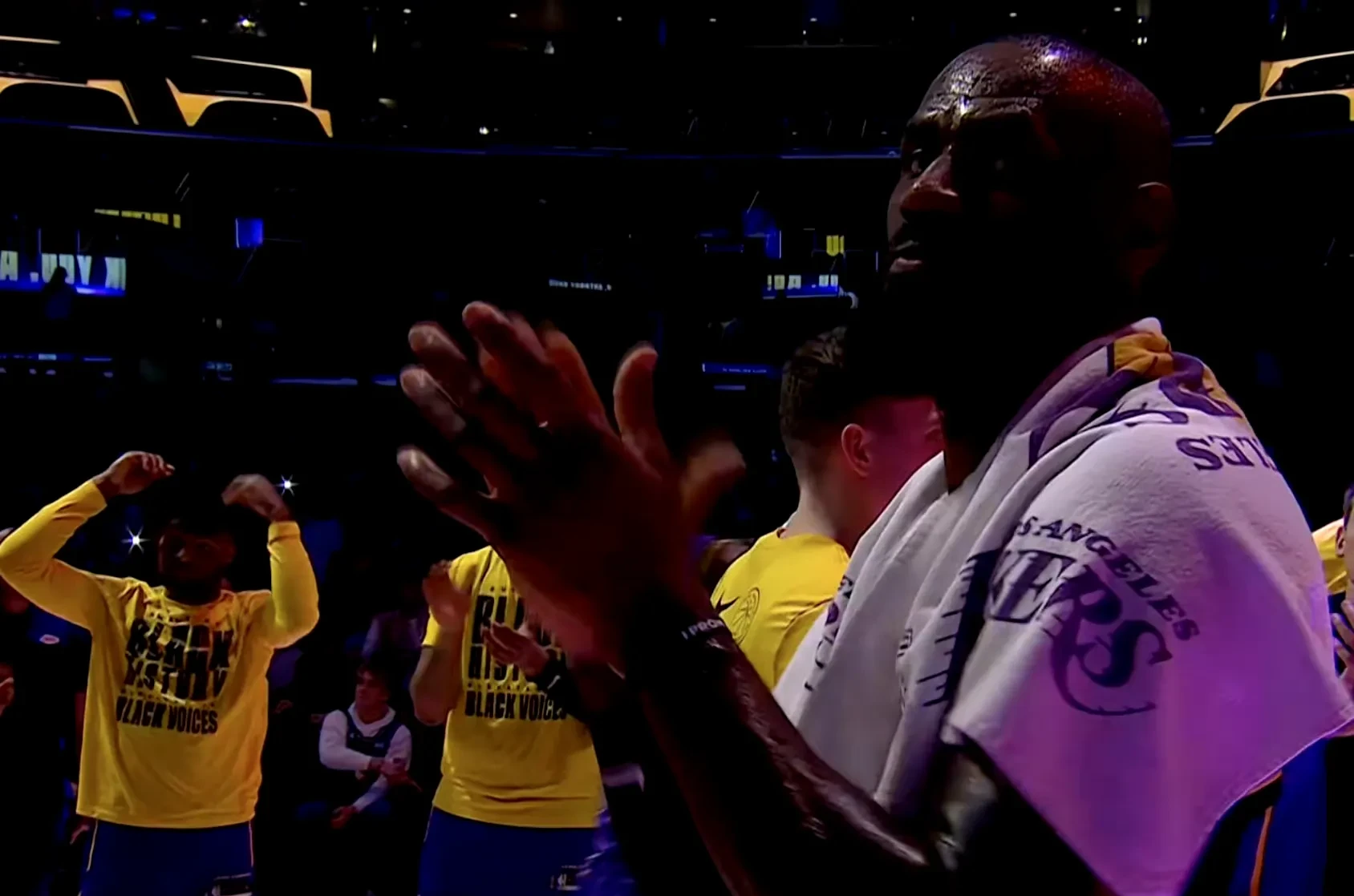 kaiyun体育app-詹姆斯迎来七赛季出色发挥，DWG观众热烈欢呼！-kaiyun体育app