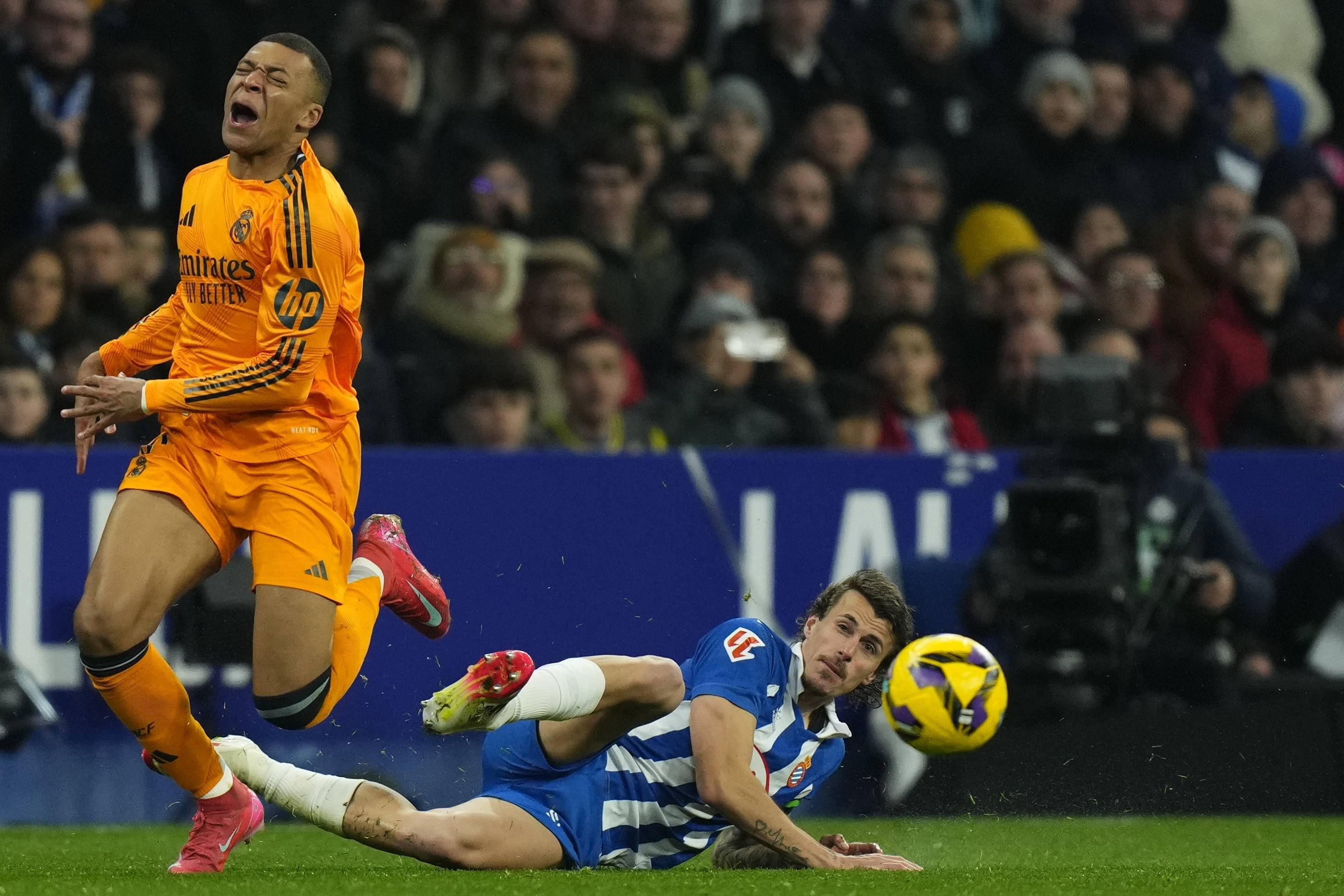 kaiyun网站-梅西官方宣布出色防守新规，独行侠引发争议！上演精彩一战-kaiyun网站